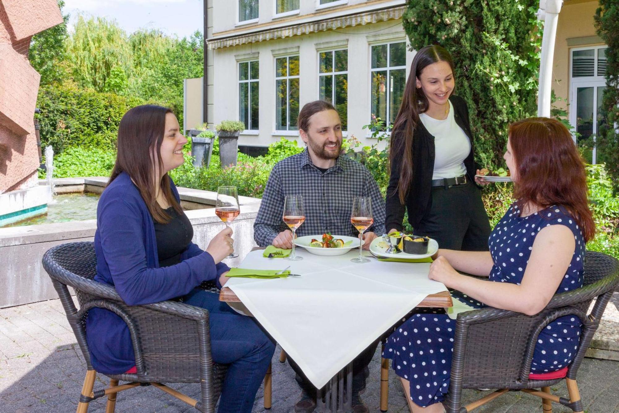 Best Western Wein- Und Parkhotel Nierstein Dış mekan fotoğraf